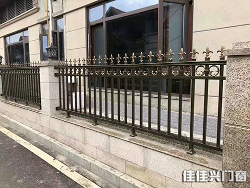 铝合金围栏