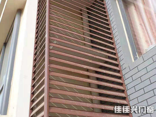 百叶窗