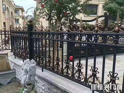铝合金围栏